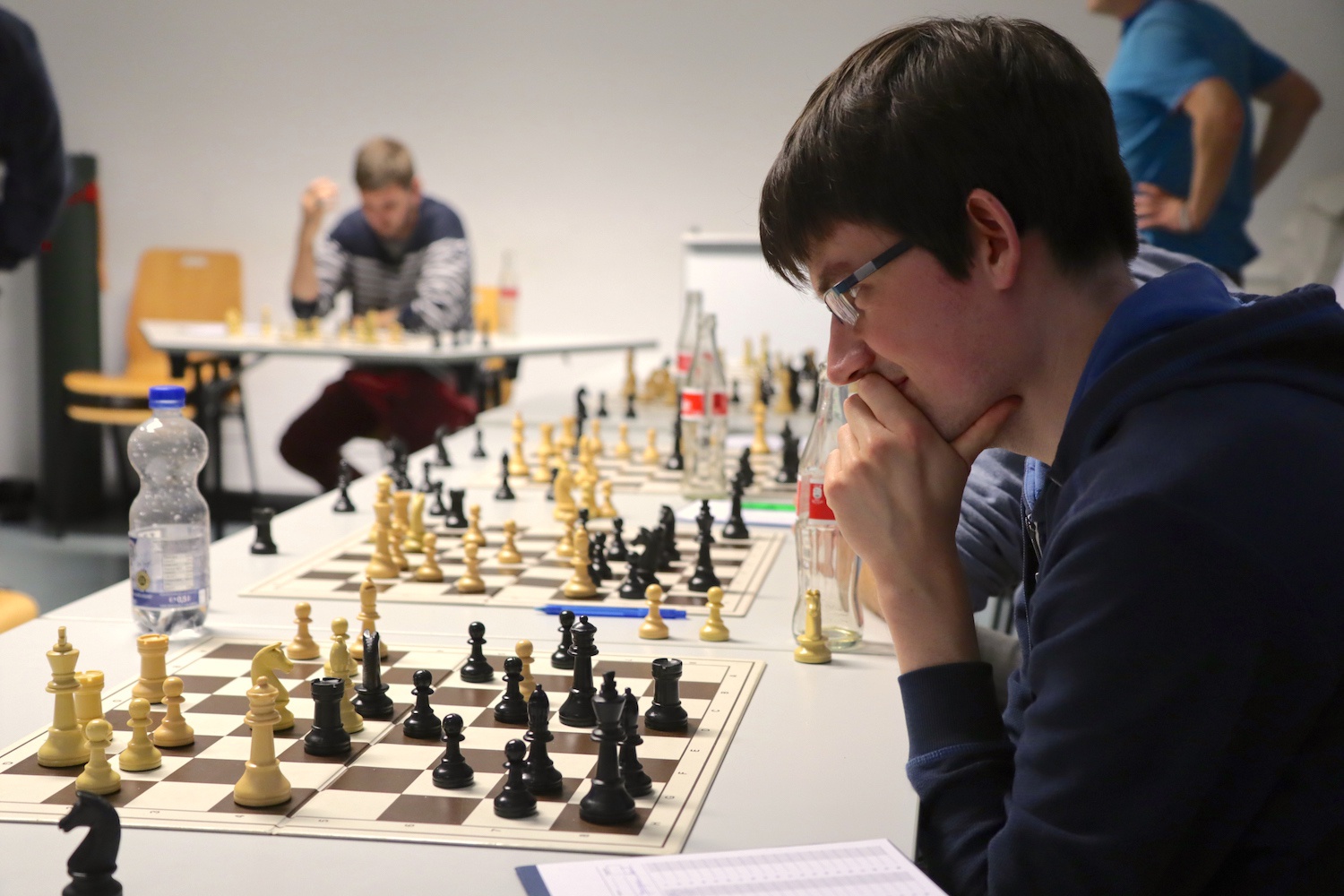 Simultanschach mit GM Dennis Wagner